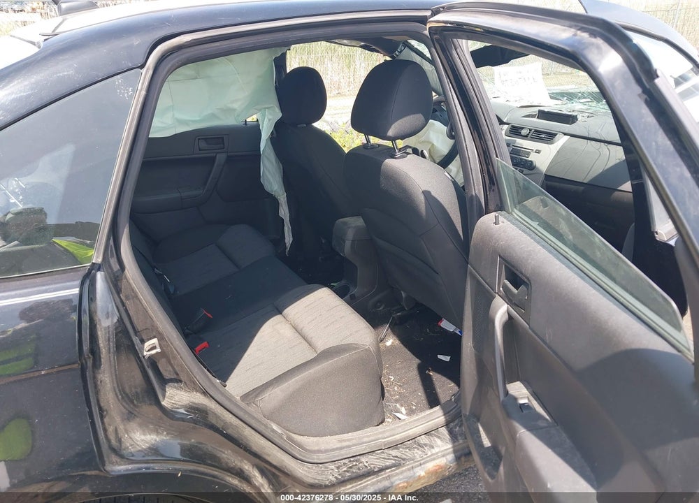 2010 FORD FOCUS VIN: 1FAHP3FN4AW251210