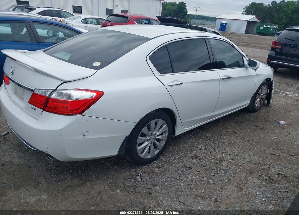 2015 HONDA ACCORD EX-L V-6 VIN: 1HGCR3F89FA003100