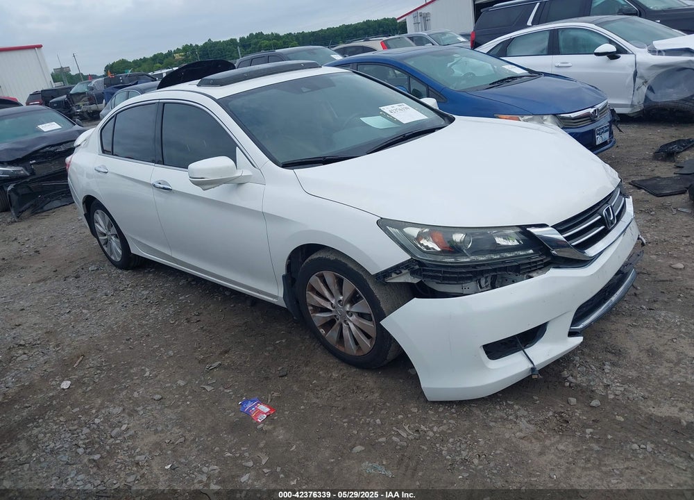 2015 HONDA ACCORD EX-L V-6 VIN: 1HGCR3F89FA003100