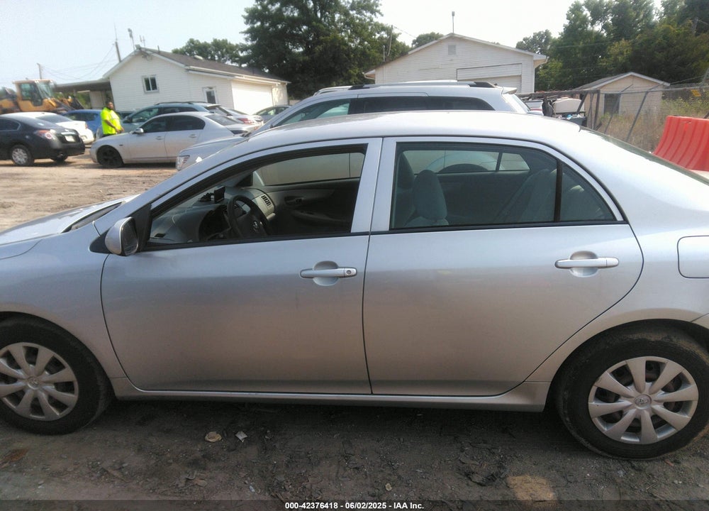 2009 TOYOTA COROLLA LE VIN: JTDBL40E89J039266