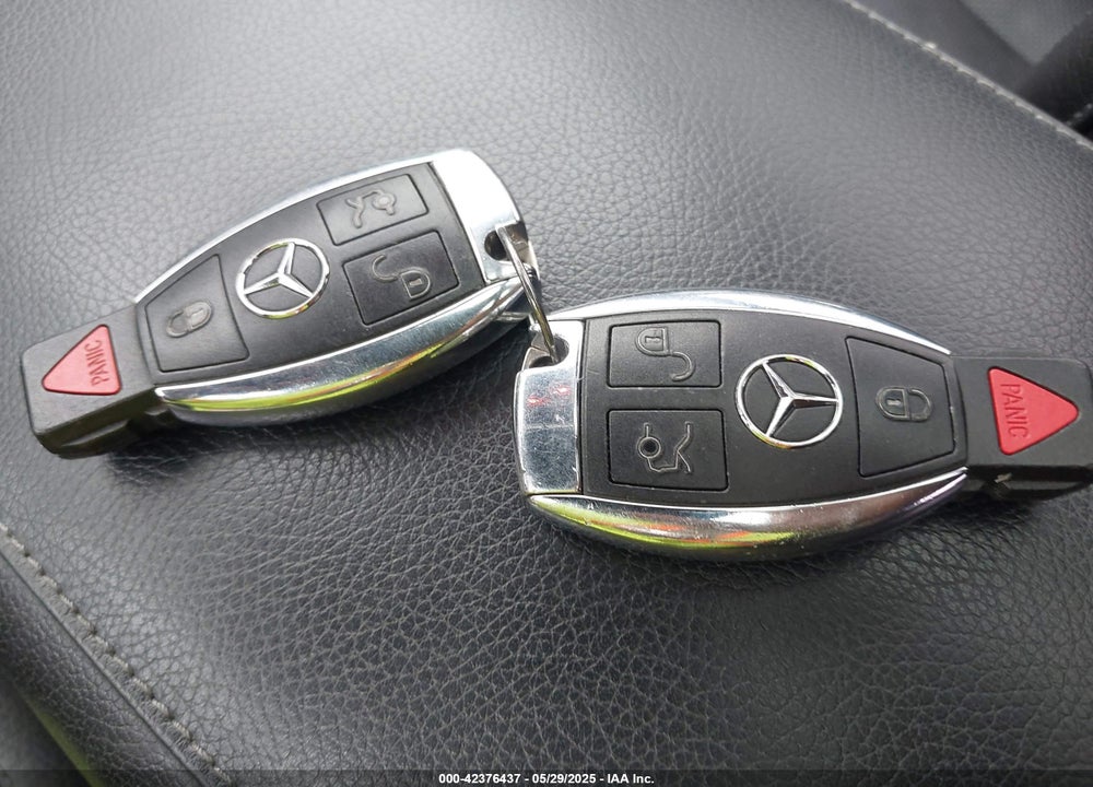 2014 MERCEDES-BENZ S 550 4MATIC VIN: WDDUG8FB7EA035212