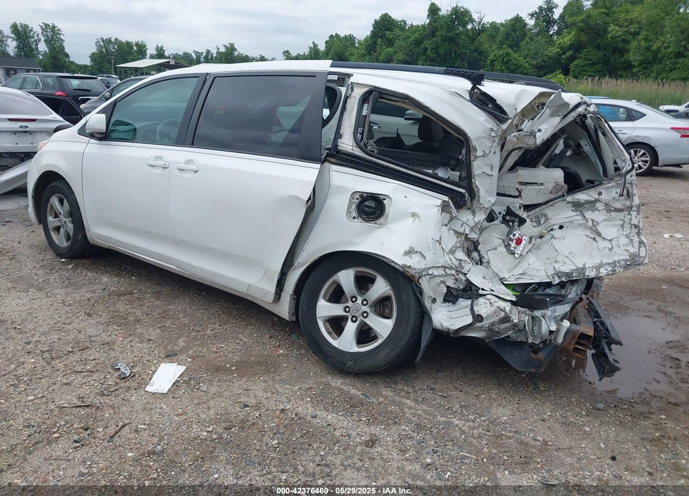 2011 TOYOTA SIENNA VIN: 5TDKK3DC5BS031348
