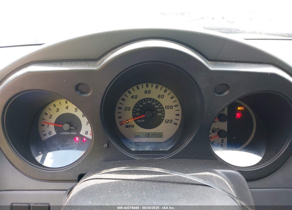 2004 NISSAN FRONTIER XE-V6 VIN: 1N6ED29X24C448585