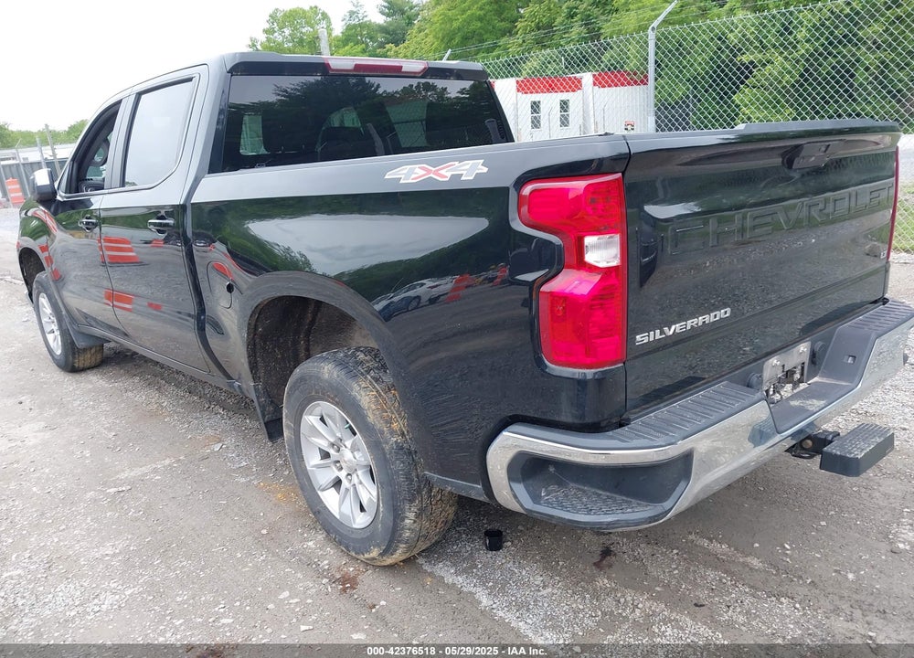 2022 CHEVROLET SILVERADO 1500 LTD 4WD SHORT BED LT VIN: 3GCUYDED8NG165794