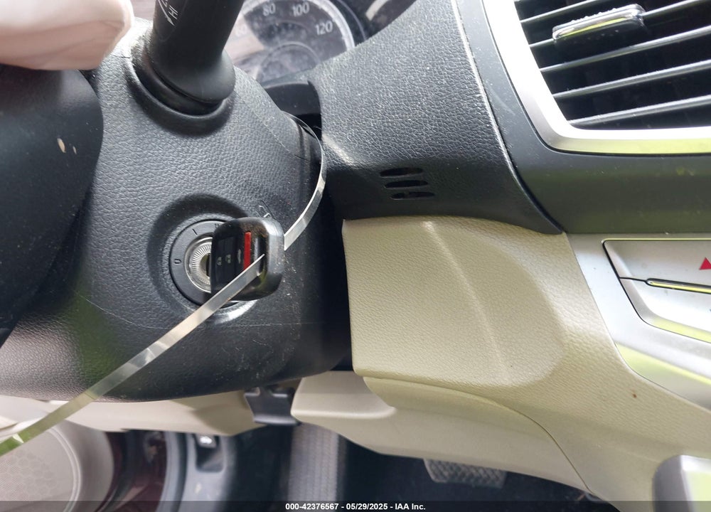 2015 HONDA ACCORD LX VIN: 1HGCR2F37FA202628