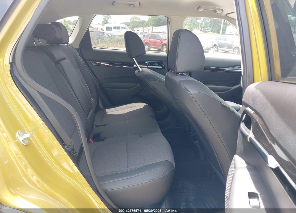 2024 KIA SELTOS VIN: KNDEU2AA2R7553721