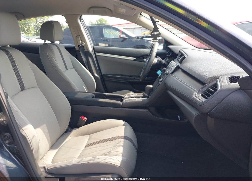 2019 HONDA CIVIC VIN: 2HGFC2F64KH553632