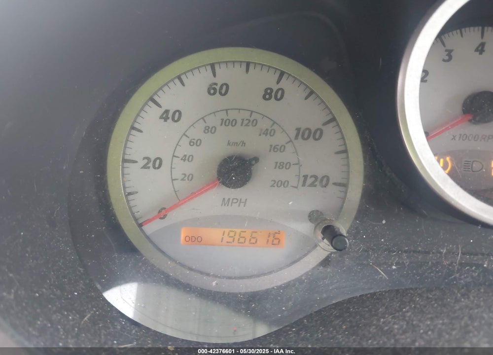 2005 TOYOTA RAV4 VIN: JTEHD20V150052495