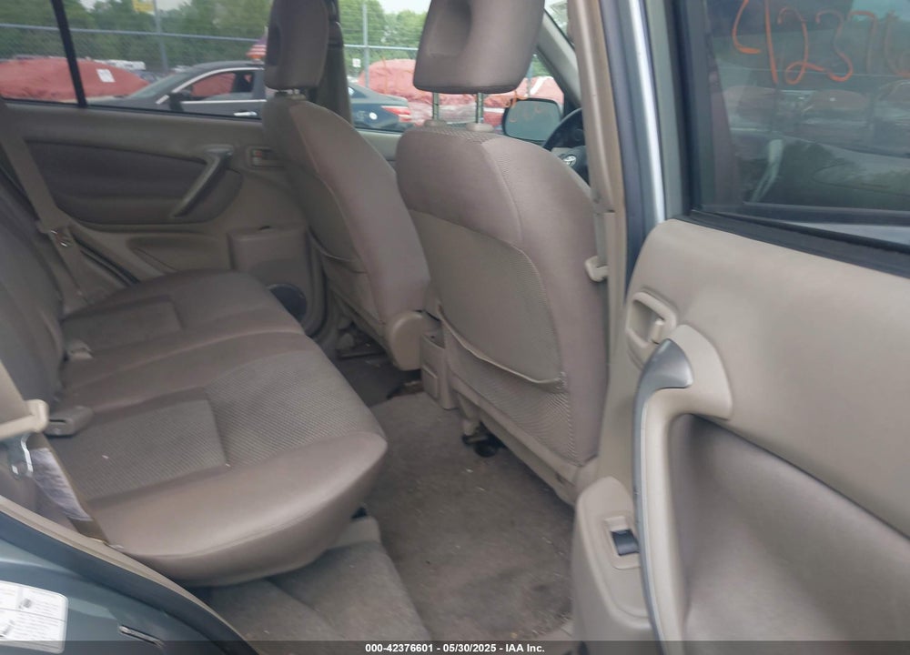 2005 TOYOTA RAV4 VIN: JTEHD20V150052495