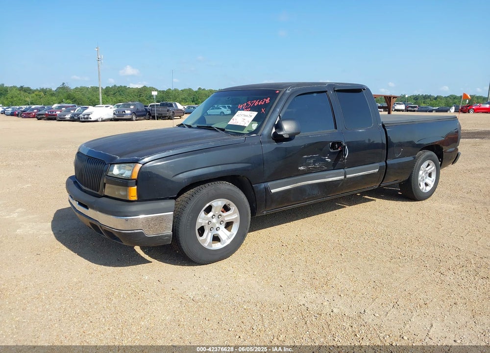 2003 CHEVROLET SILVERADO 1500 LS VIN: 2GCEC19T831409162