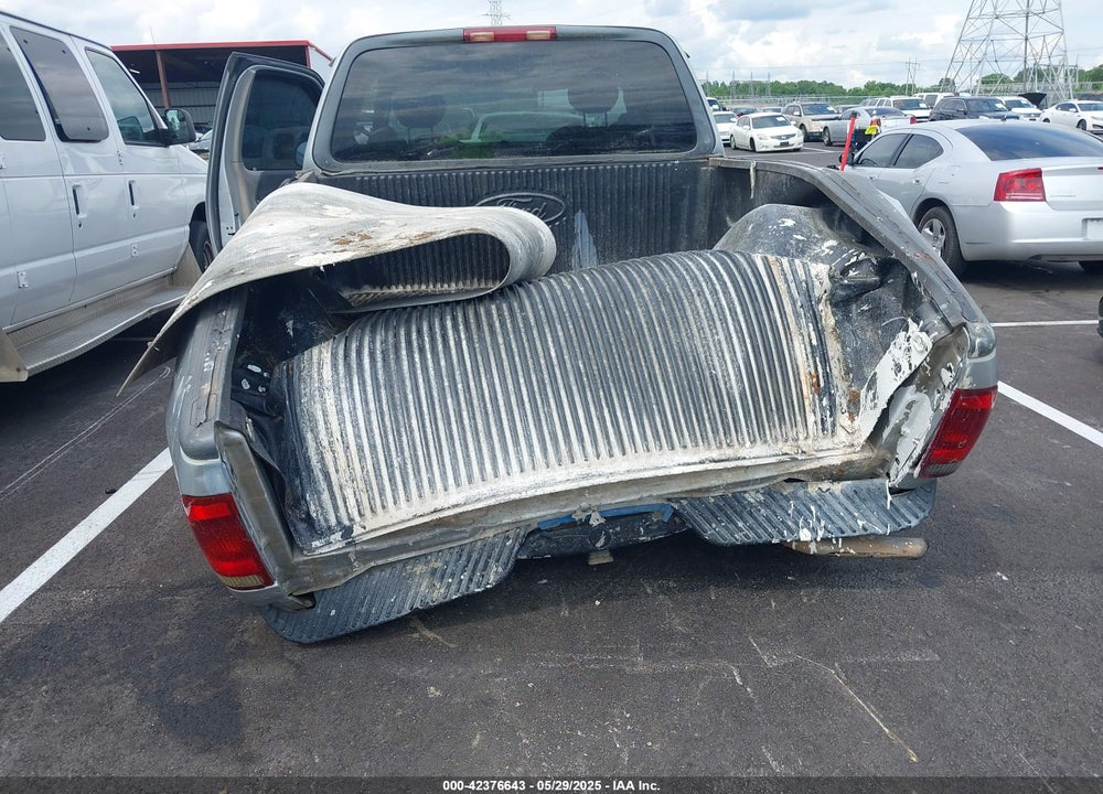 2002 FORD F-150 XL/XLT VIN: 1FTRX17222NA95439