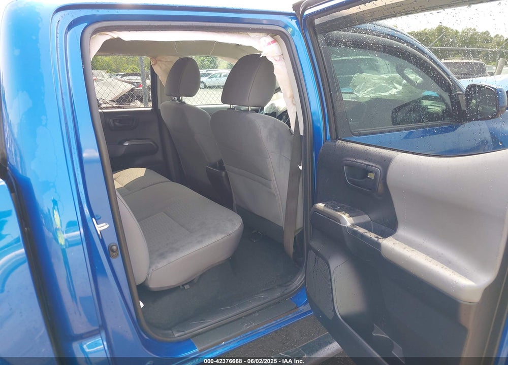 2017 TOYOTA TACOMA DBL CAB/SR/TRDSPT/OR/PRO VIN: 3TMCZ5AN5HM104552