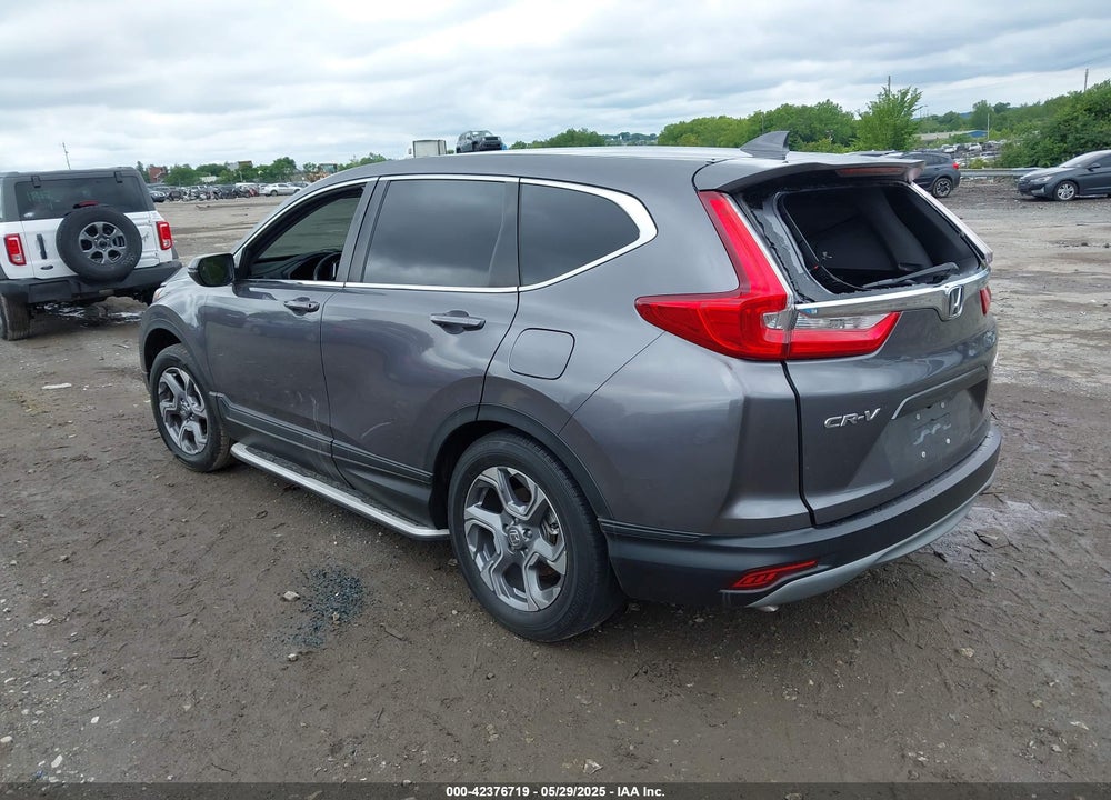 2018 HONDA CR-V VIN: 7FARW2H87JE054933