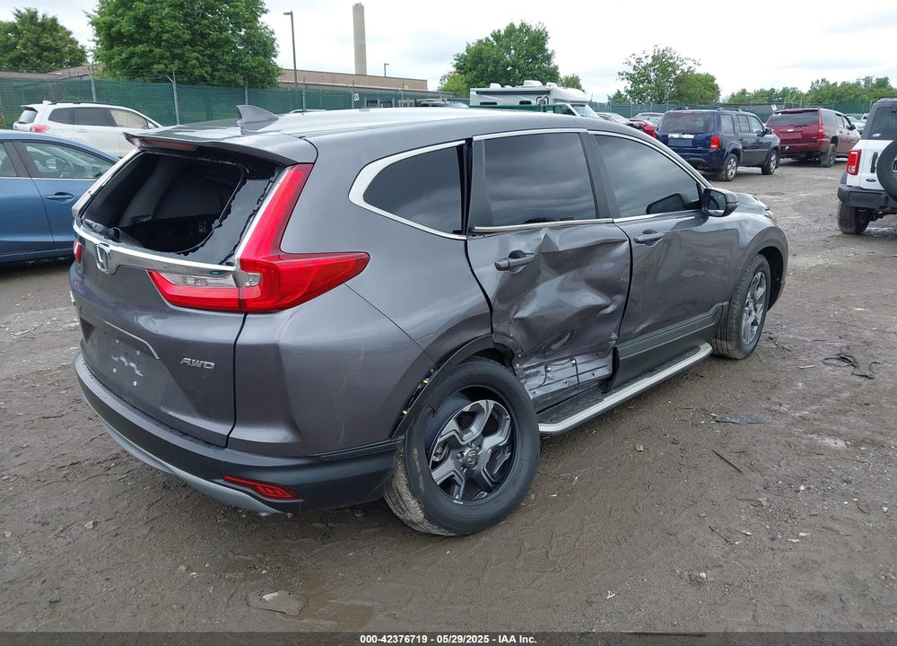 2018 HONDA CR-V VIN: 7FARW2H87JE054933