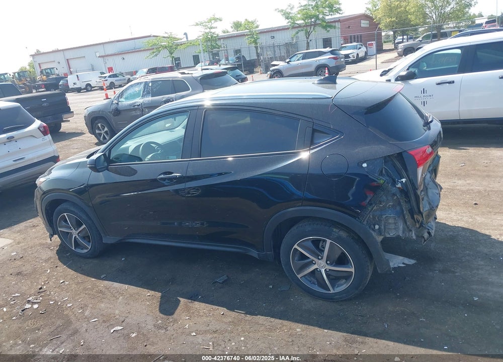2022 HONDA HR-V VIN: 3CZRU6H57NM746443