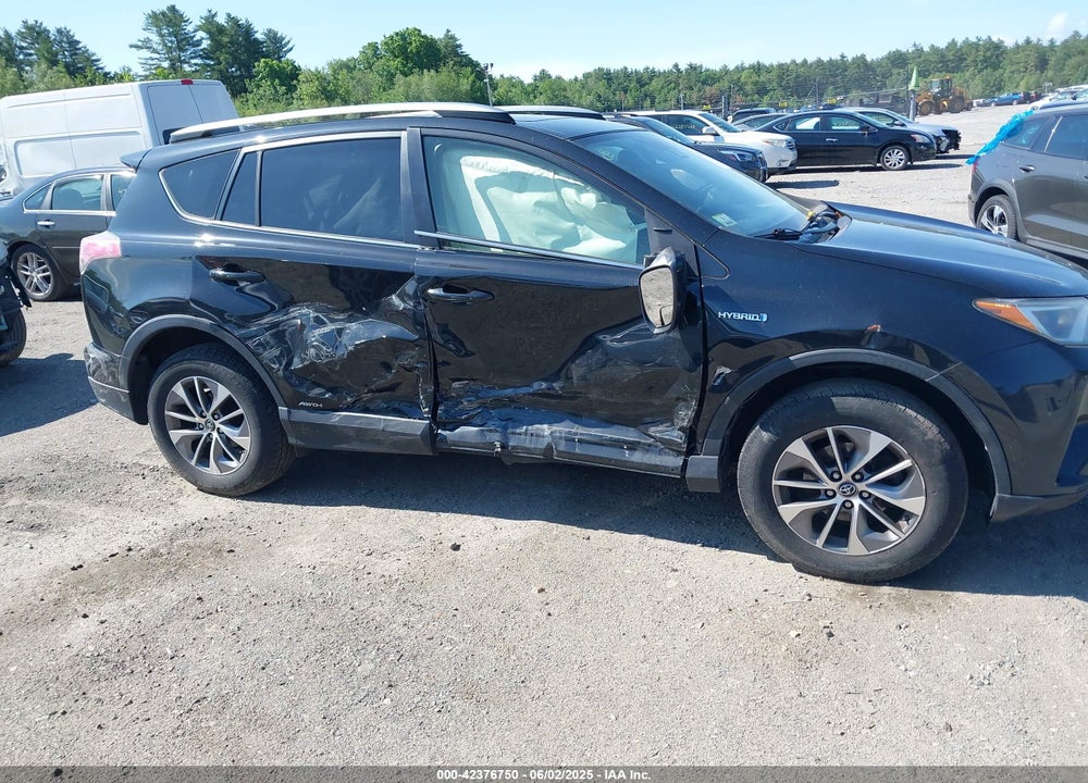 2017 TOYOTA RAV4 HV VIN: JTMRJREV1HD152032