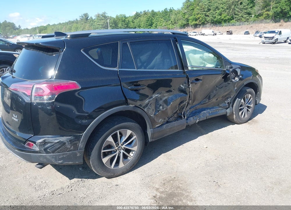 2017 TOYOTA RAV4 HV VIN: JTMRJREV1HD152032