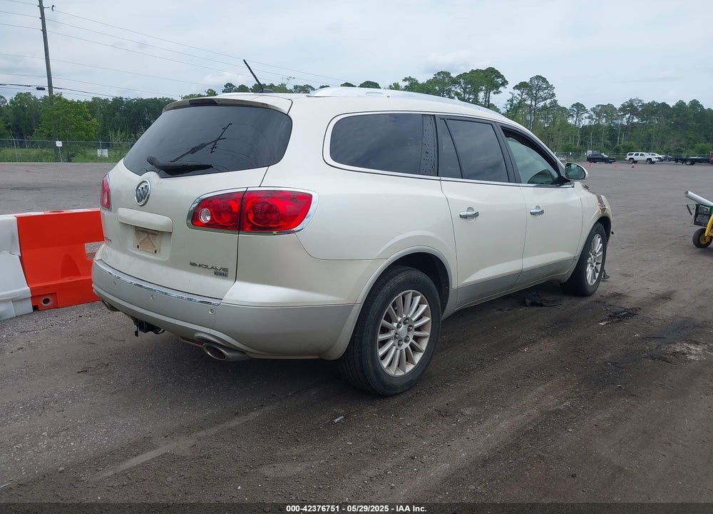 2008 BUICK ENCLAVE VIN: 5GAER23768J306918