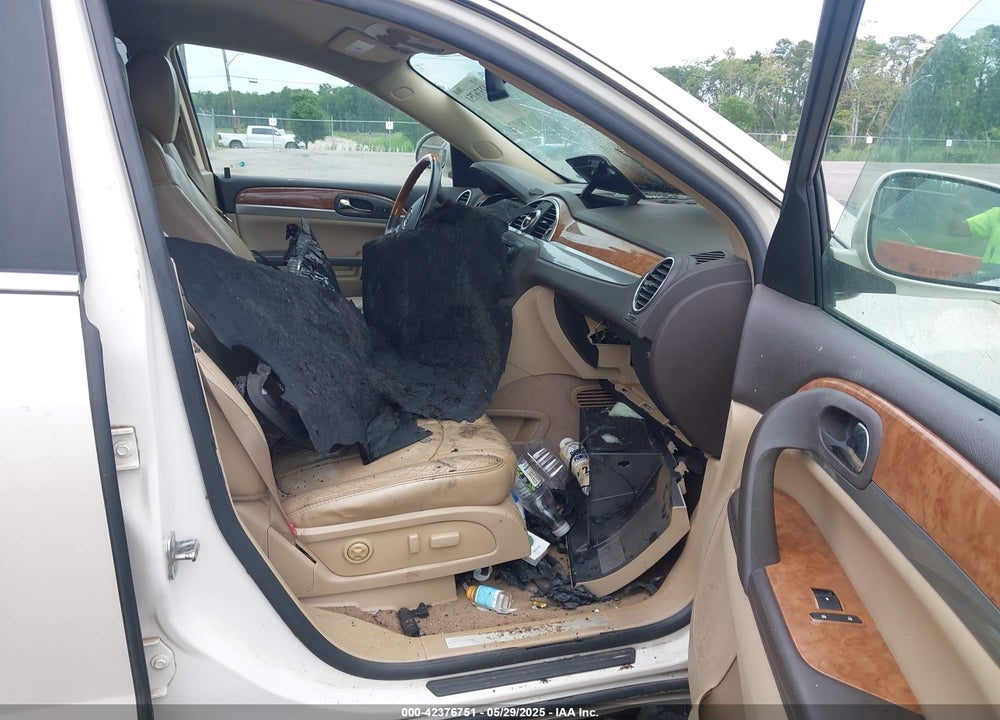 2008 BUICK ENCLAVE VIN: 5GAER23768J306918