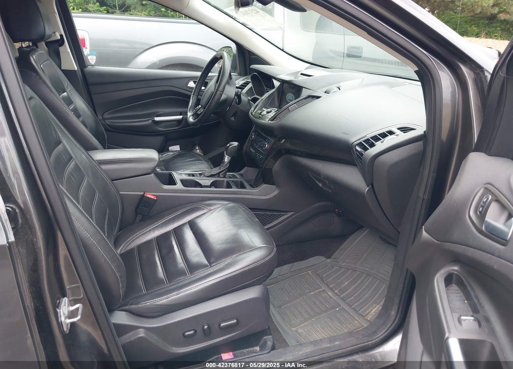 2017 FORD ESCAPE VIN: 1FMCU0J91HUF10355