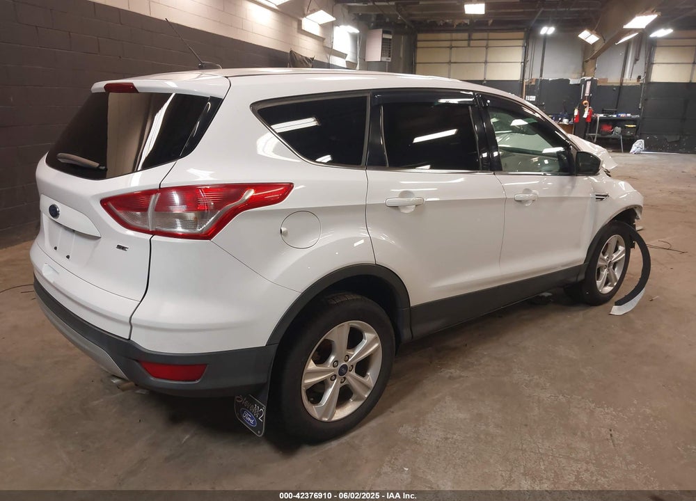 2016 FORD ESCAPE VIN: 1FMCU0G75GUC32323