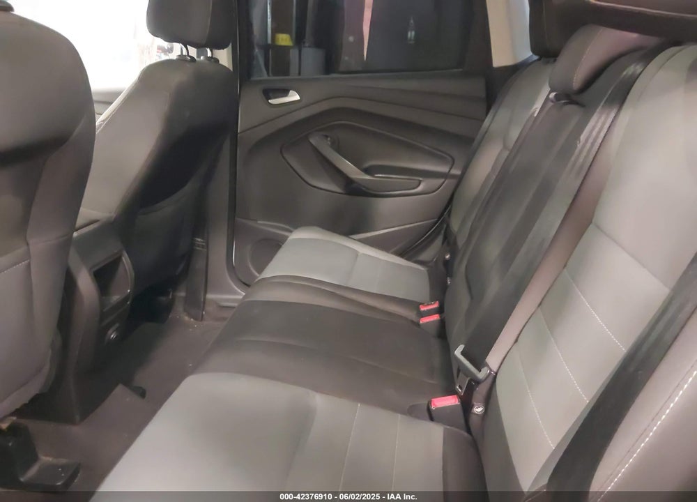 2016 FORD ESCAPE VIN: 1FMCU0G75GUC32323