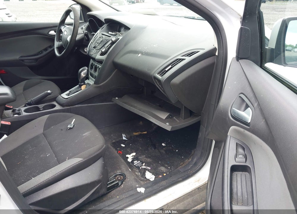 2013 FORD FOCUS SE VIN: 1FADP3K22DL302798