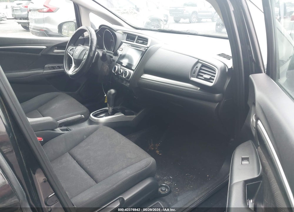 2015 HONDA FIT VIN: 3HGGK5H81FM778816