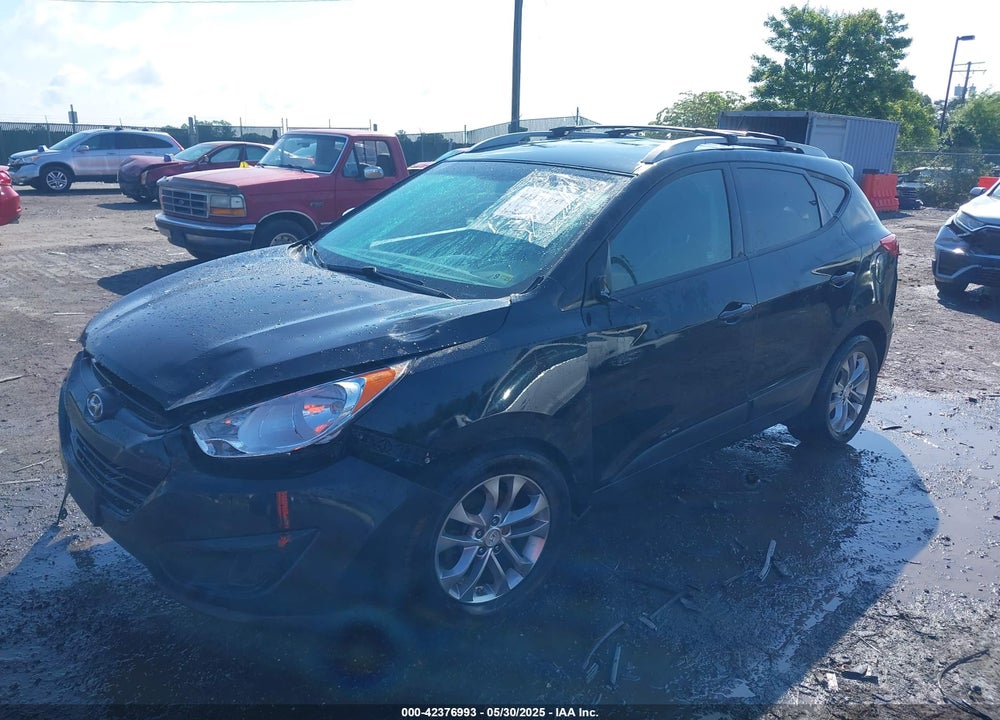 2012 HYUNDAI TUCSON VIN: KM8JU3AC2CU323381