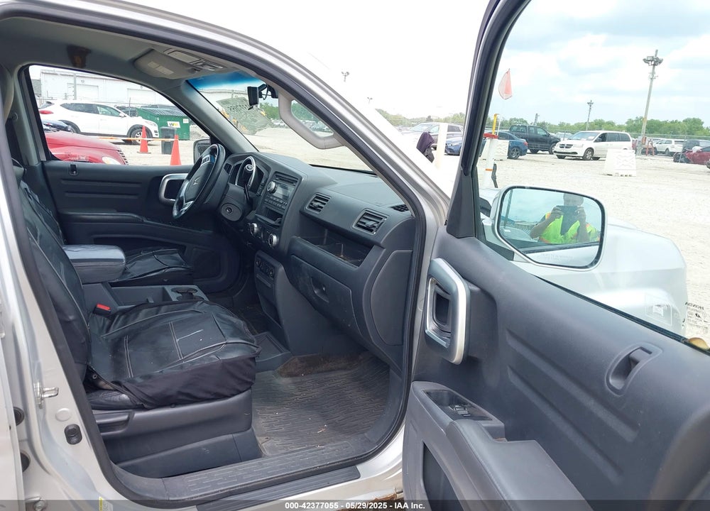 2006 HONDA RIDGELINE RTL VIN: 2HJYK16556H508826