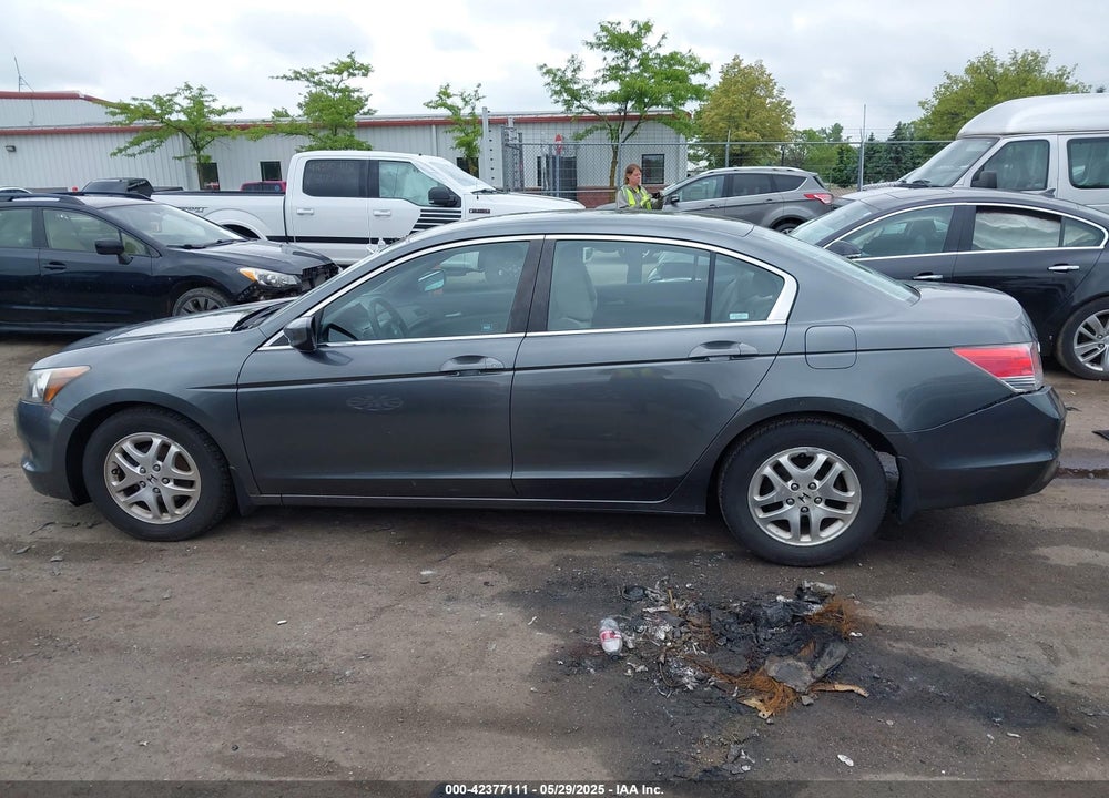 2008 HONDA ACCORD 2.4 LX VIN: 1HGCP26398A019174