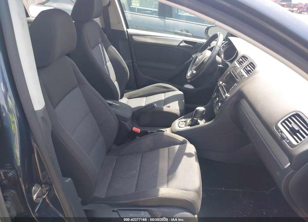 2013 VOLKSWAGEN GOLF VIN: WVWDB7AJ4DW024123