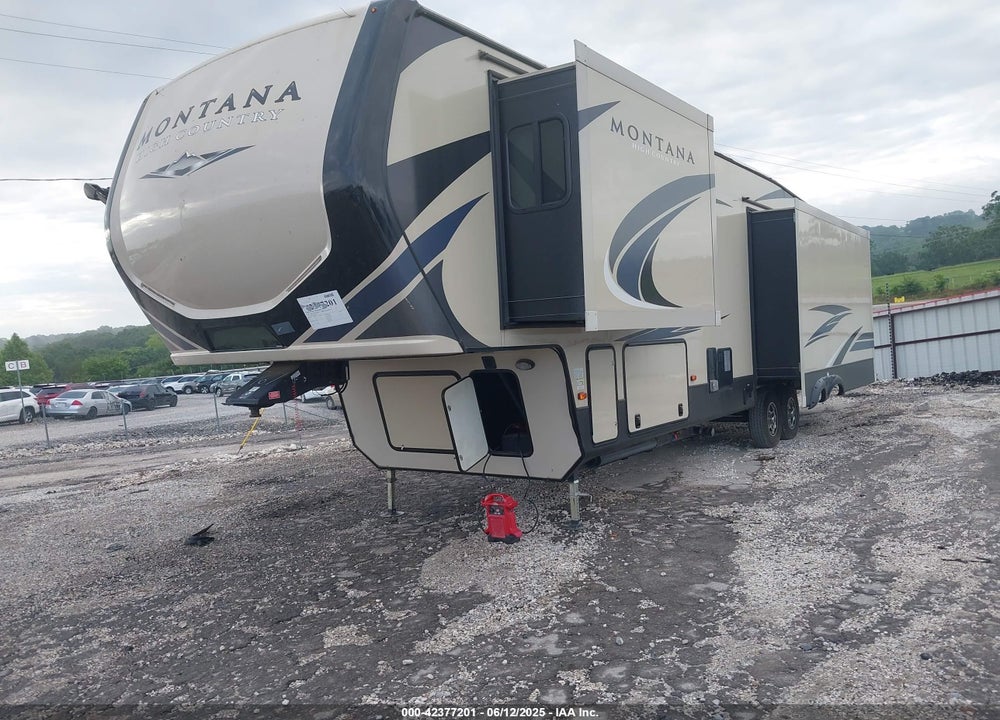 2018 KEYSTONE HIGH COUNTRY HM331RL VIN: 4YDF33127JA741967