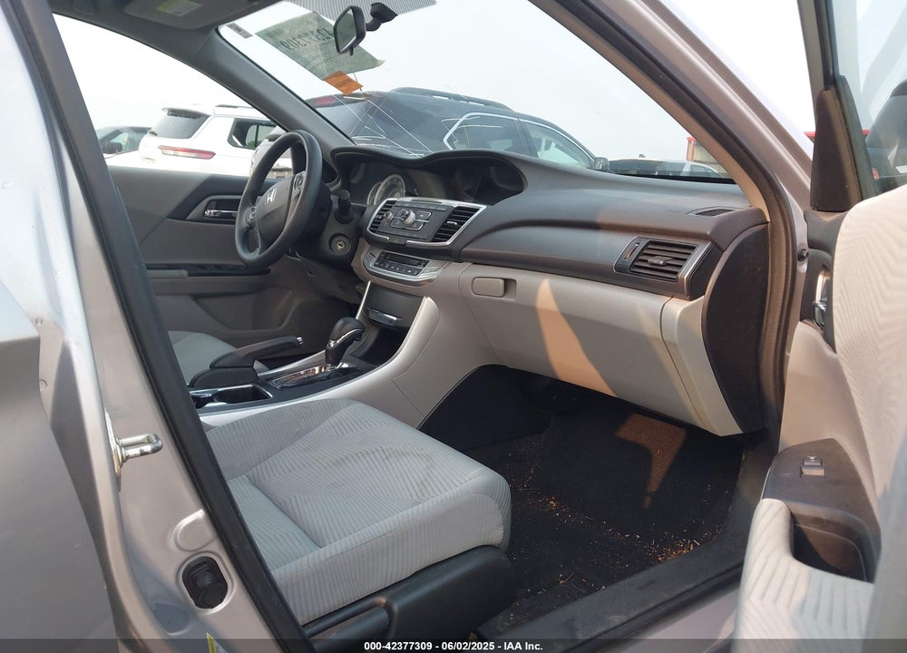 2014 HONDA ACCORD VIN: 1HGCR2F34EA100847