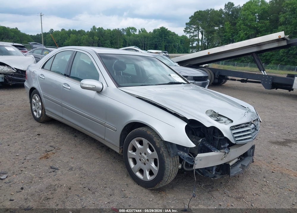 2005 MERCEDES-BENZ C 320 LUXURY 4MATIC VIN: WDBRF84J85F567356