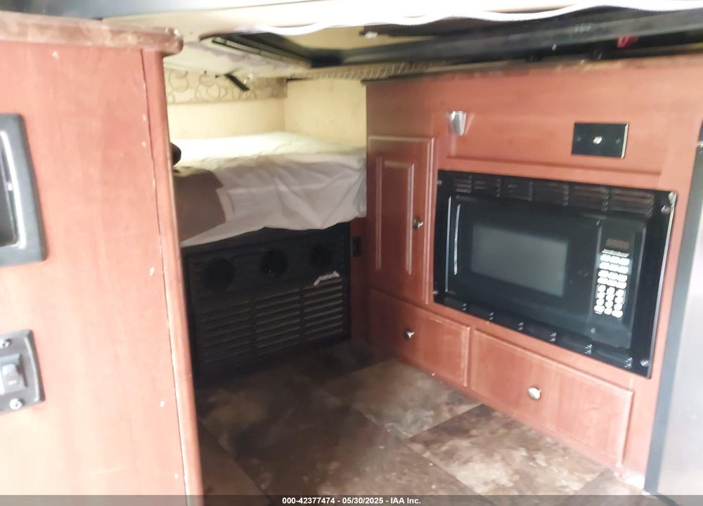 2015 FLAGSTAFF OTHER VIN: 4X4CFS216FD174390