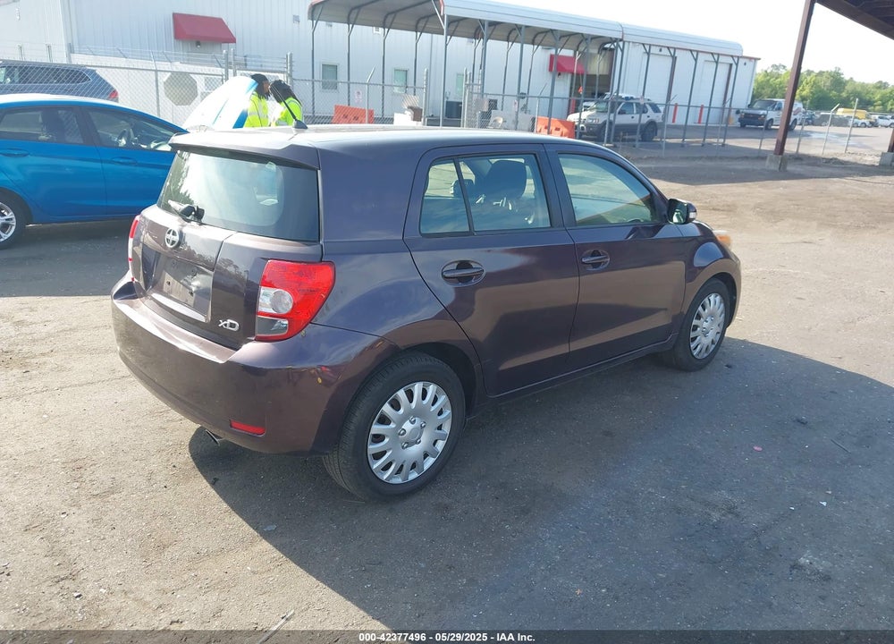 2013 SCION XD VIN: JTKKUPB43D1032021