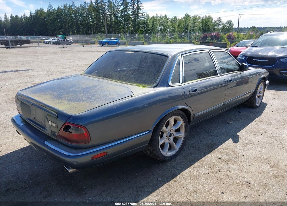 2001 JAGUAR XJR VIN: SAJDA15B21MF36977