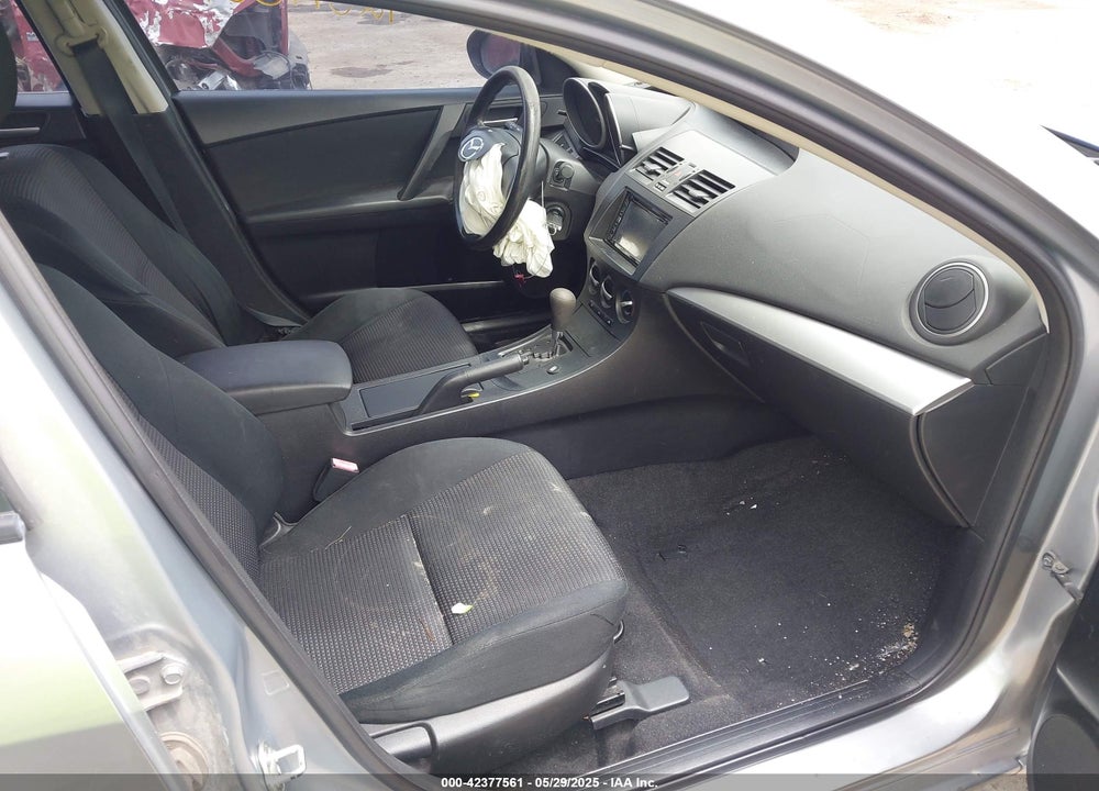 2013 MAZDA MAZDA3 VIN: JM1BL1TF5D1730136