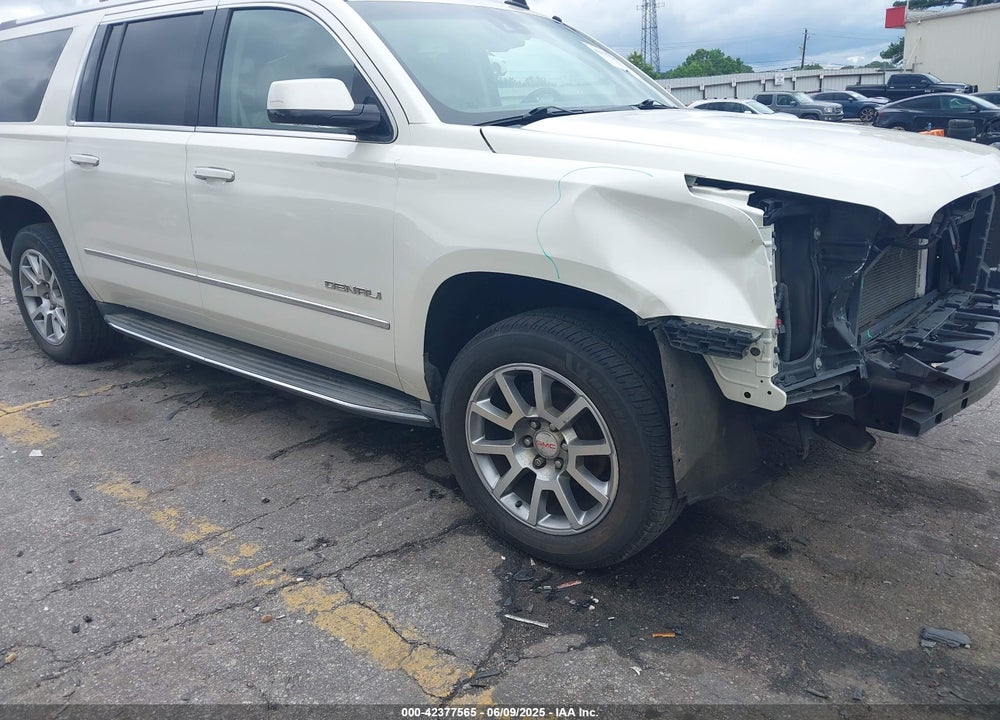 2015 GMC YUKON XL 1500 VIN: 1GKS1JKJ0FR291092