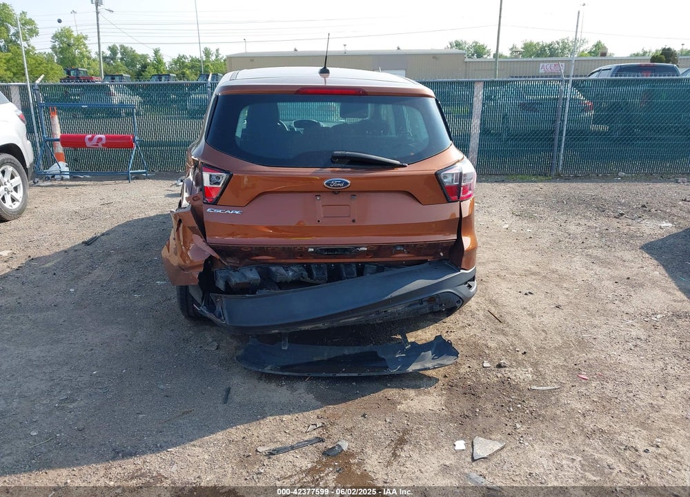 2017 FORD ESCAPE VIN: 1FMCU0F79HUC31792