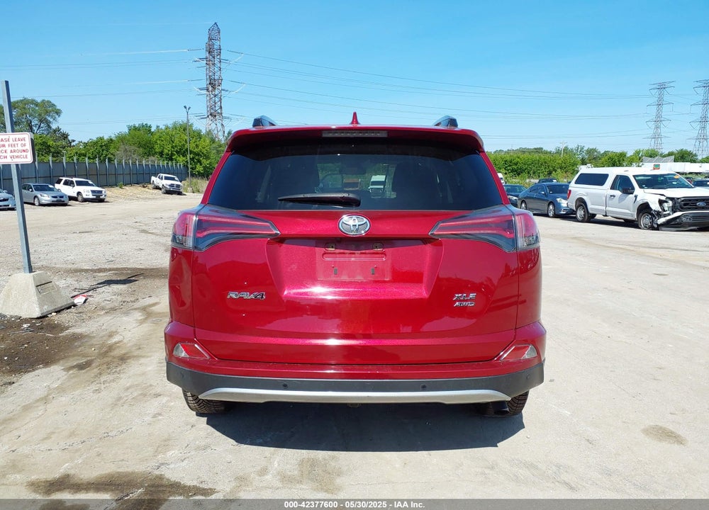 2018 TOYOTA RAV4 VIN: JTMRFREVXJD227768