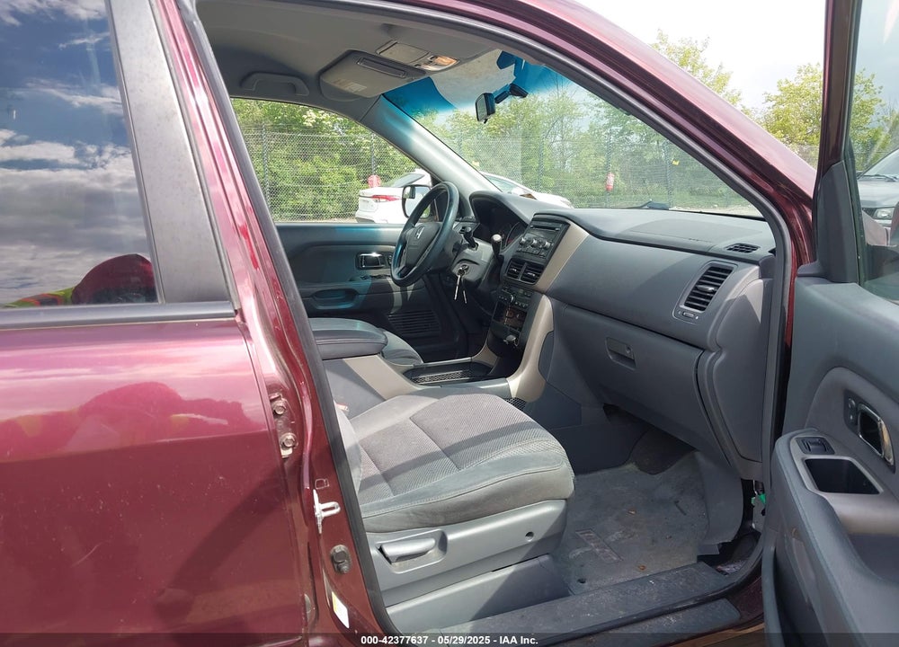 2007 HONDA PILOT VIN: 5FNYF184X7B024025