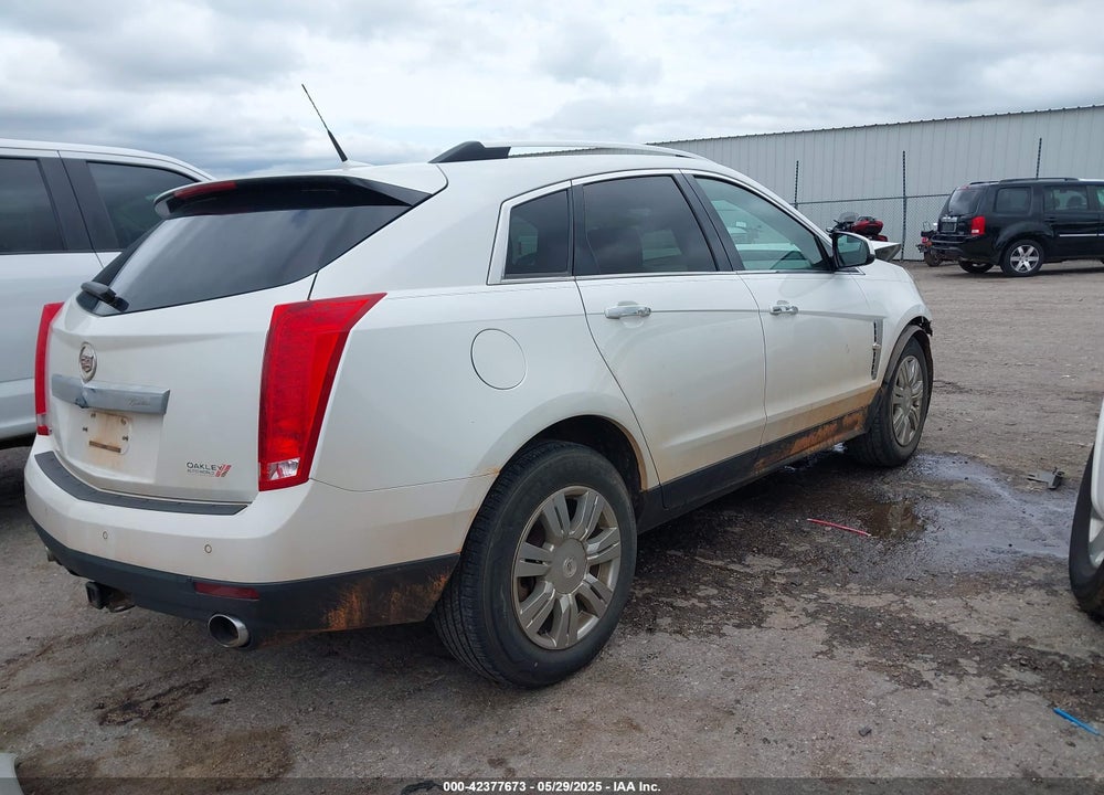 2011 CADILLAC SRX LUXURY COLLECTION VIN: 3GYFNAEY6BS639893