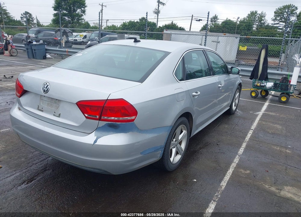 2013 VOLKSWAGEN PASSAT VIN: 1VWBN7A3XDC120658