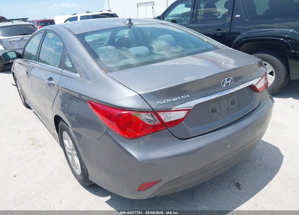 2014 HYUNDAI SONATA VIN: 5NPEB4AC6EH832873