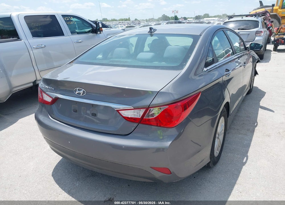 2014 HYUNDAI SONATA VIN: 5NPEB4AC6EH832873