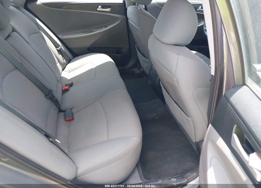 2014 HYUNDAI SONATA VIN: 5NPEB4AC6EH832873