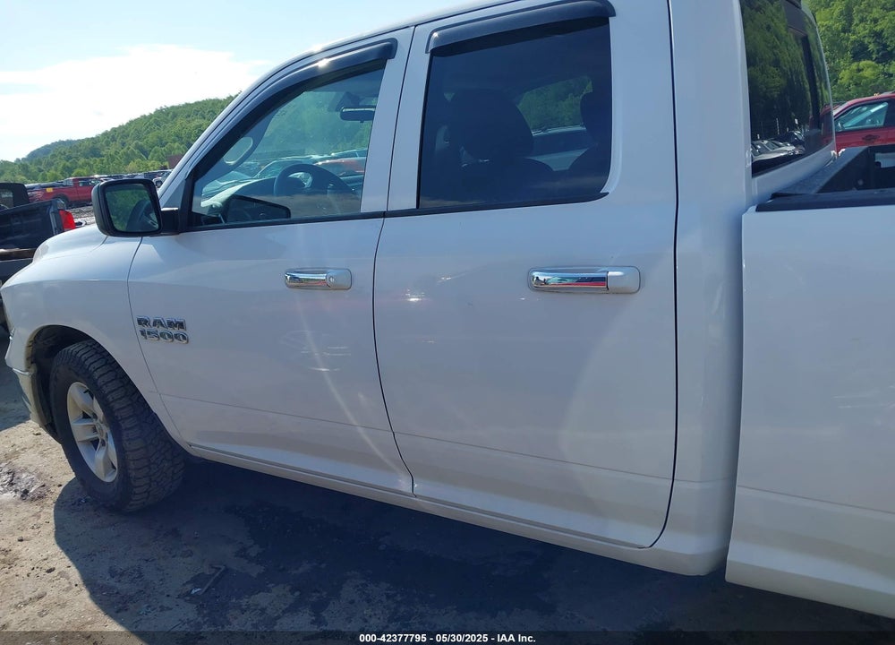 2013 RAM 1500 SLT VIN: 1C6RR6GG1DS597146