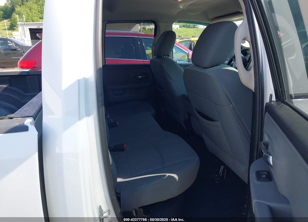 2013 RAM 1500 SLT VIN: 1C6RR6GG1DS597146